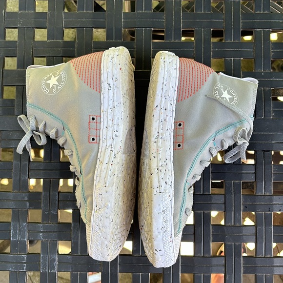 Men’s Converse Chuck Taylors - Picture 3 of 9